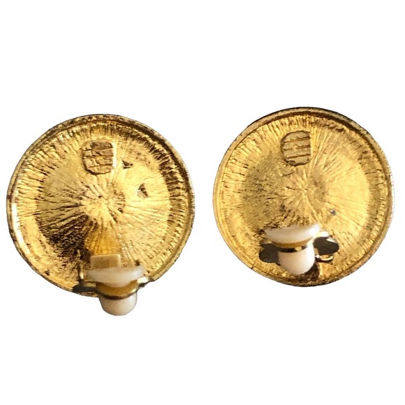 Final Touch Gold Tone Resin Red Flower Clip On Vintage Designer Earrings - Picture 4 of 5